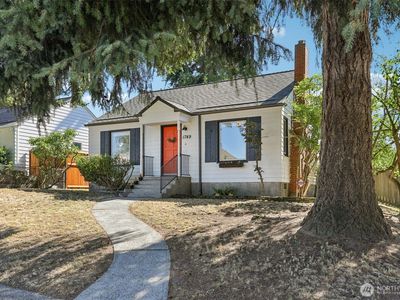 1749 S Anderson Street