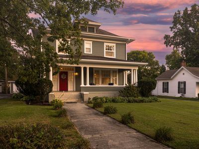 2116 S Main St