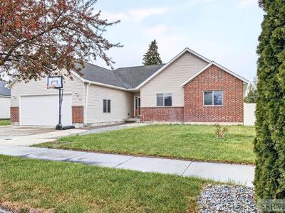 Property at 580 Cook St, Rexburg, ID
