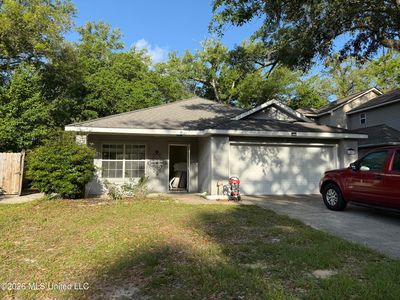 Property at 11027 Oakcrest Dr, Diberville, MS