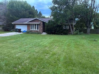 6115 N Greenvale Dr