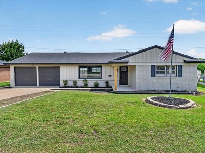 154 Hallmark Dr W