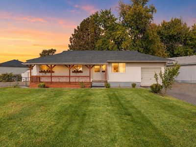 1937 Everest Ave