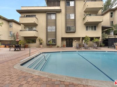 6700 Hillpark Dr APT 204