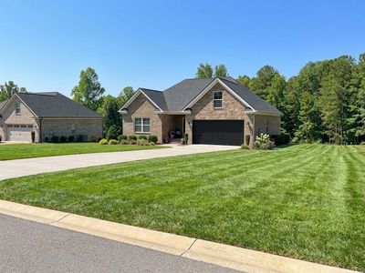 257 Carriage Gate Dr