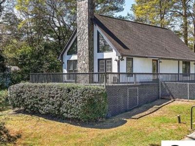 720 Corbin Ave