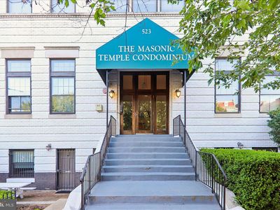 523 8th St NE APT 302