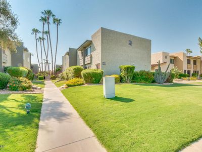 4610 N 68th St UNIT 476