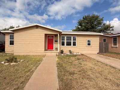 5207 McKnight Dr