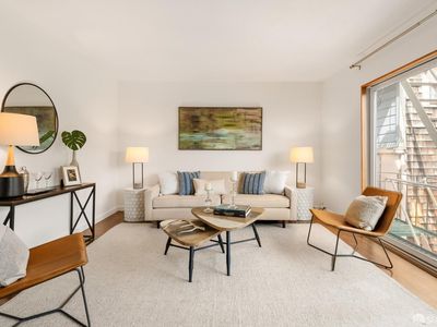 875 Vermont St APT 204