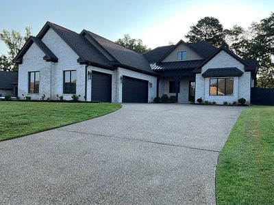 255 Arlington Park Dr