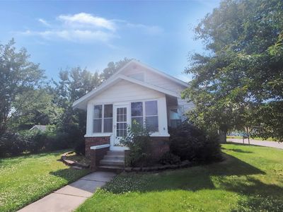 727 Division St