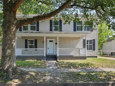 616 Gladstone Rd