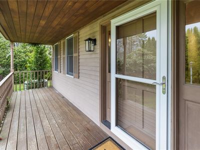 26 E Bayview Rd