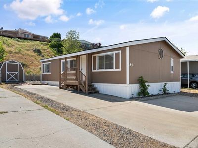 Property at 84 Ridgecliff Dr, Richland, WA
