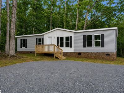 111 Russell Ct