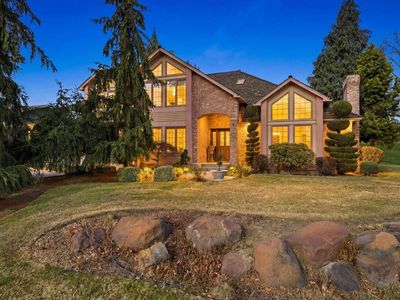 230 Greenbriar W