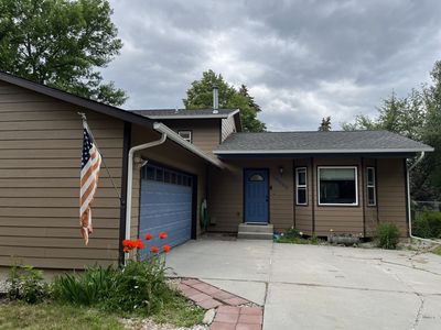 13353 Wildrose Ct