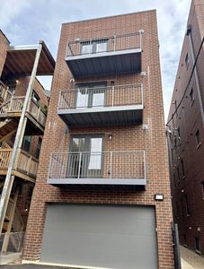 3128 N Karlov Ave #2