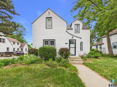 Property at 810 W 6th St, Sioux Falls, SD