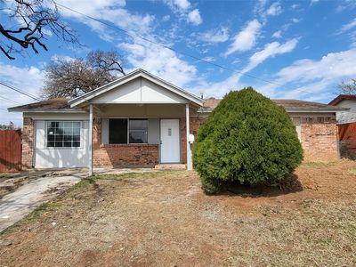9605 Grady Ln