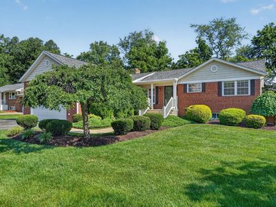 11600 Leehigh Dr