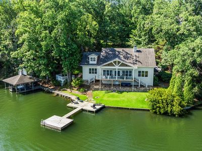 540 Hall Dr