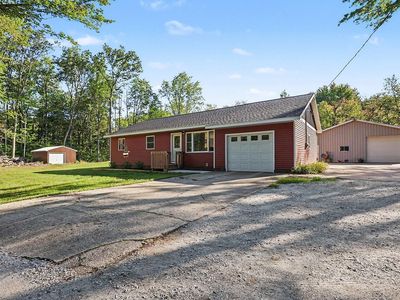 4880 S Carr Rd