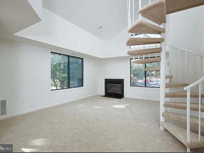 18442 Bishopstone Ct #257