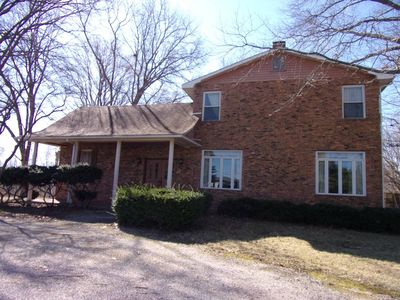 Property at 680 W Bridgeport St, White Hall, IL