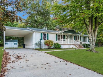 17 Tanglewood Drive