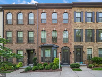 4434 Fair Lakes Ct