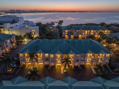 3312 Bay Club Cir #3212
