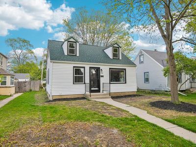 3158 N 79th STREET