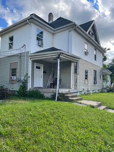 231-233 W 29th St