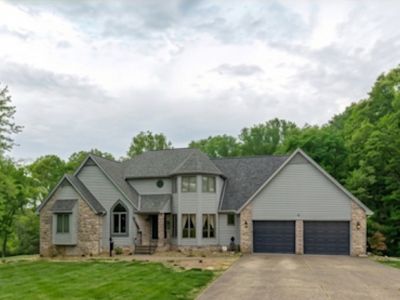 907 Westview Dr