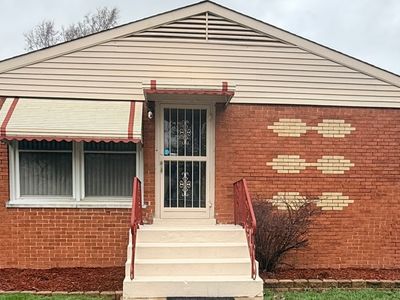 117 W 158th Pl