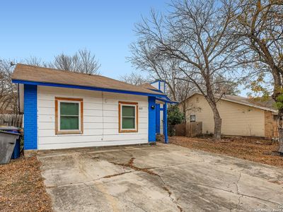 10011 Sugarloaf Drive