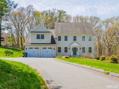1600 New London Turnpike