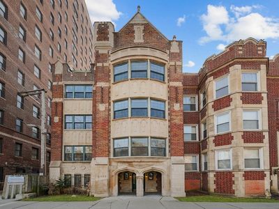 2363 E 70th Pl #1