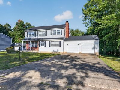 6 Woodland Ave