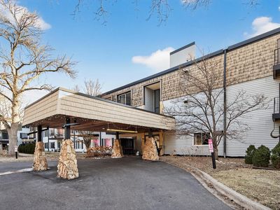 181 Little Canada Rd E #334