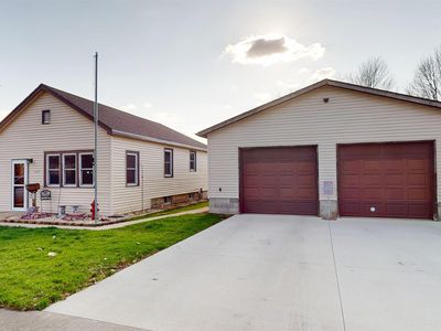 134 Benson St