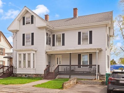 22 Scott St