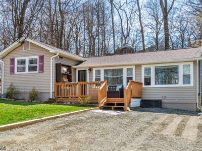 516 Upper Highland Lks Dr