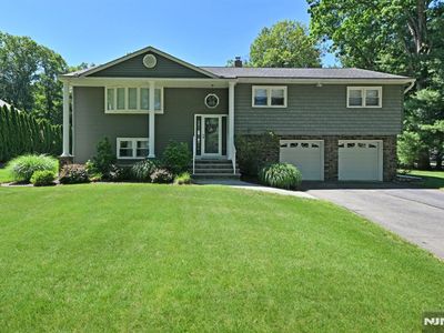 102 Lisa Ct
