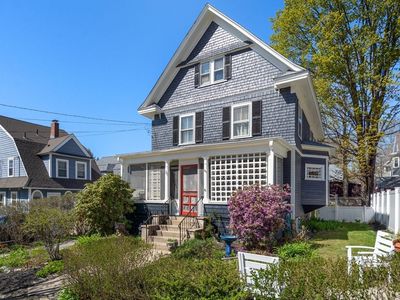 6 Hancock St