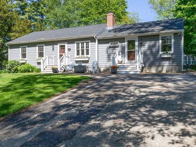 20 Hoyts Ln