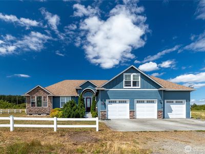 130 W Crescent Harbor Road