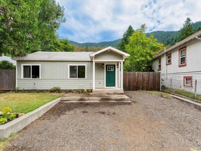 116 S First St